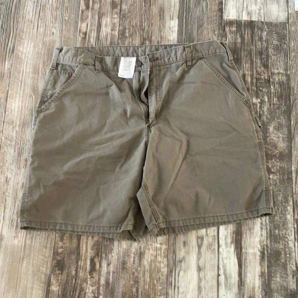 Men’s size 38 Carhartt shorts